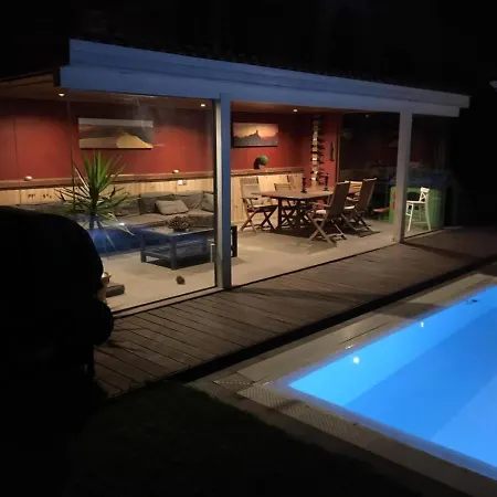 Impeccable 5-Bed Villa In Piletillas Villa Aguatona